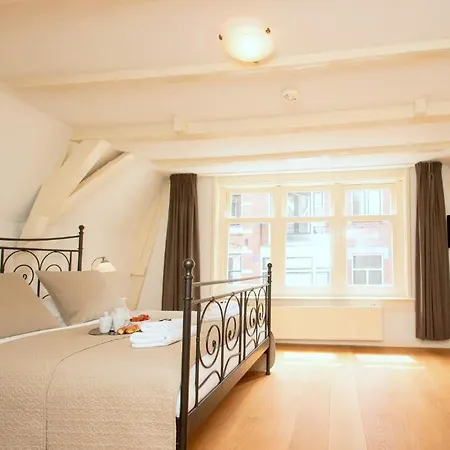 Jordaan Nine Streets *