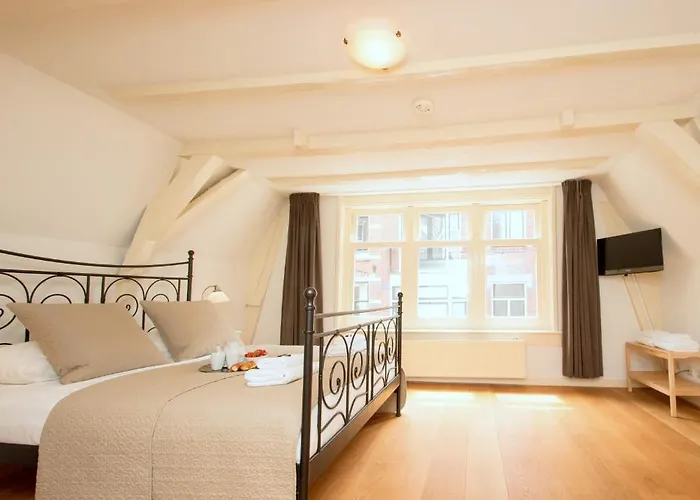 Jordaan Nine Streets *